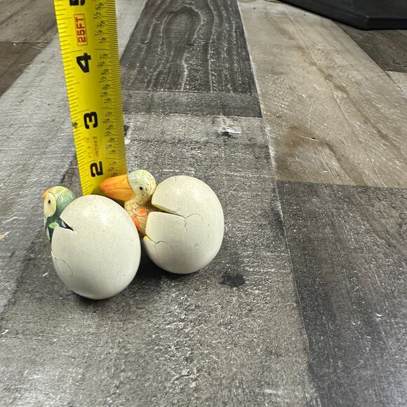 2 Mexican Tonala Hatching Egg Birds 1.5” Tall - Picture 2 of 8